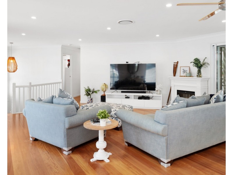 15 Lachlan Drive, Coomera QLD 4209