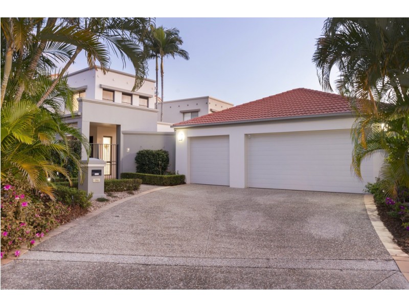 1516 Riverdale Drive, Hope Island QLD 4212