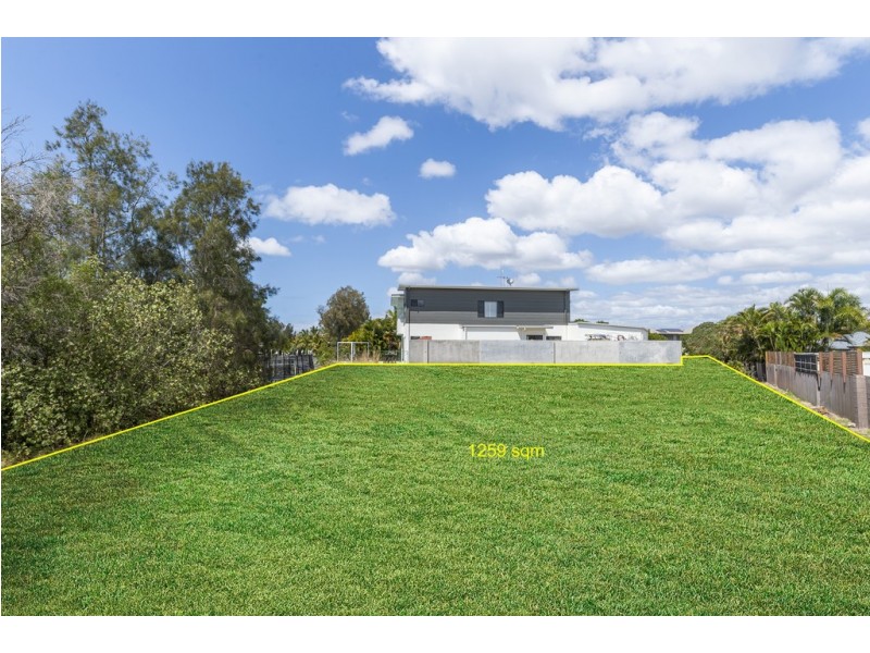 2 Edgewater Place, Helensvale QLD 4212