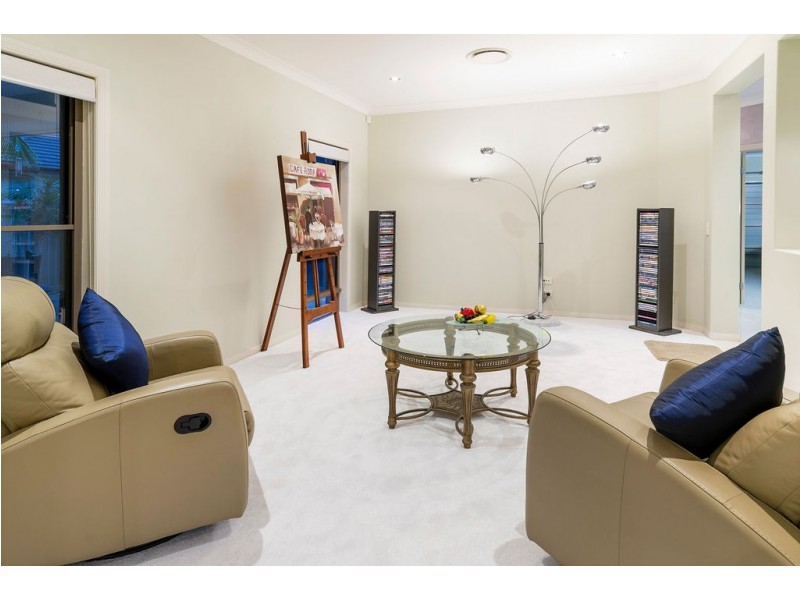 62 Southaven Drive, Helensvale QLD 4212