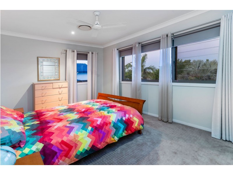 62 Southaven Drive, Helensvale QLD 4212