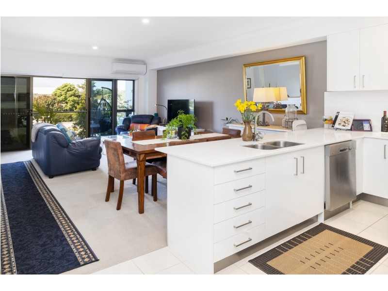 11/1 Mervyn Thomas Drive, Hope Island QLD 4212