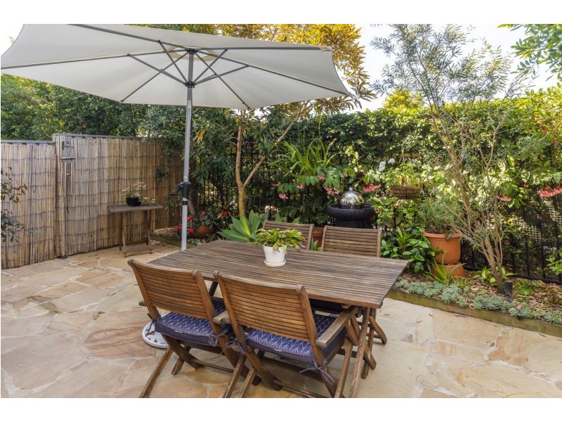 11/1 Mervyn Thomas Drive, Hope Island QLD 4212