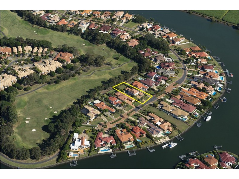 3190 Riverleigh Drive, Hope Island QLD 4212