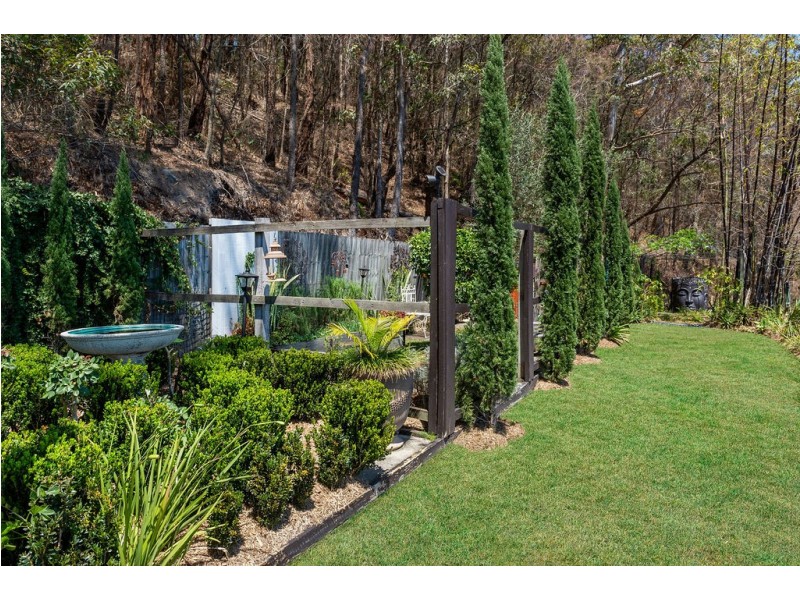 1716 Tamborine Oxenford Road, Wongawallan QLD 4210