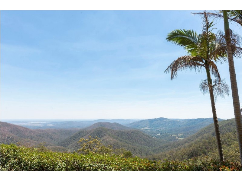 1716 Tamborine Oxenford Road, Wongawallan QLD 4210