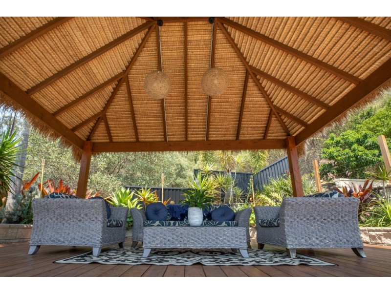 14 Moorea Court, Pacific Pines QLD 4211