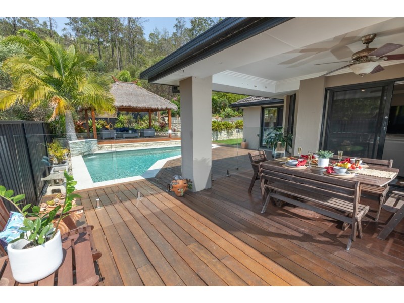 14 Moorea Court, Pacific Pines QLD 4211