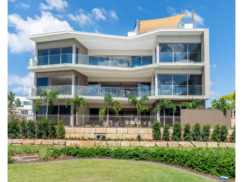 2 Havana Way Sovereign Shores ‘Marquis’, Paradise Point QLD 4216