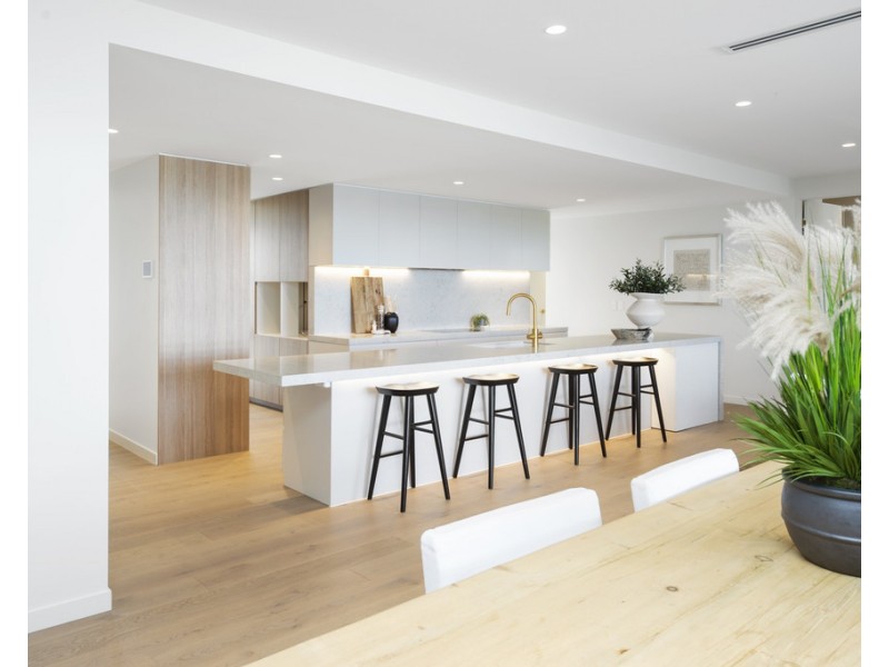 2 Havana Way Sovereign Shores ‘Marquis’, Paradise Point QLD 4216