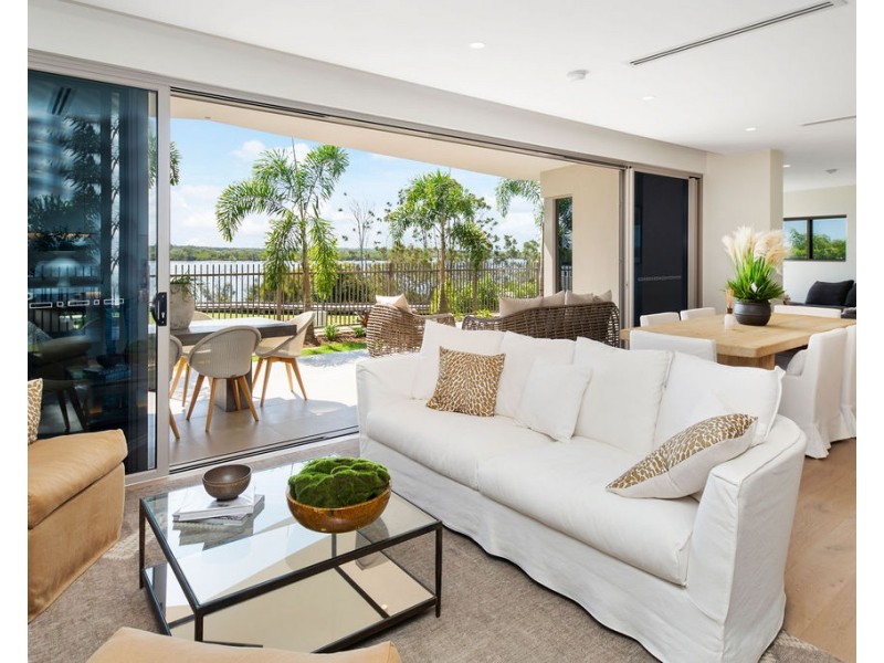 2 Havana Way Sovereign Shores ‘Marquis’, Paradise Point QLD 4216