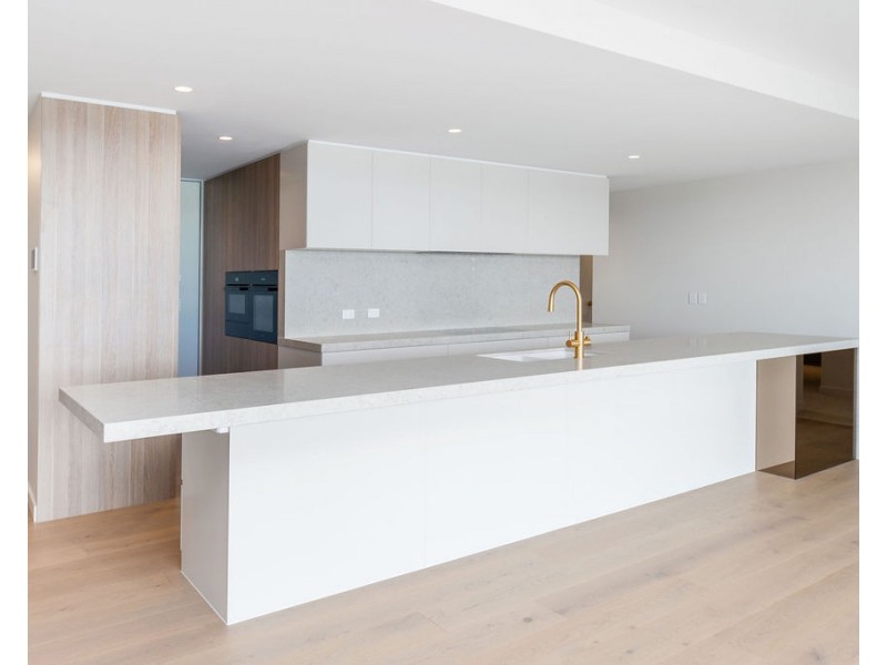 2 Havana Way Sovereign Shores ‘Marquis’, Paradise Point QLD 4216