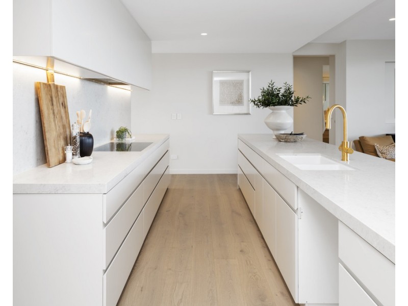 2 Havana Way Sovereign Shores ‘Marquis’, Paradise Point QLD 4216