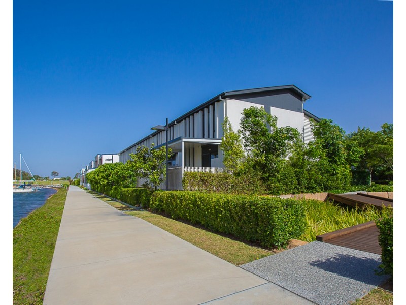 26/126 Marina Quays Boulevard, Hope Island QLD 4212