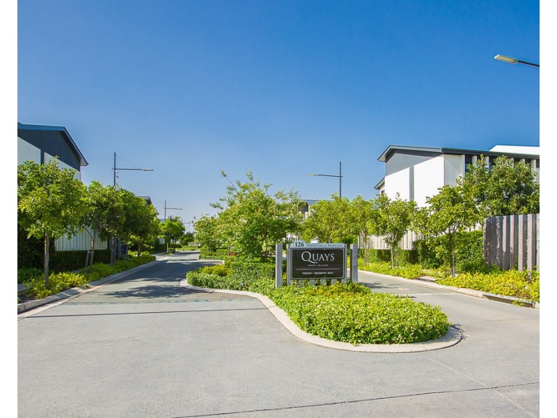 26/126 Marina Quays Boulevard, Hope Island QLD 4212