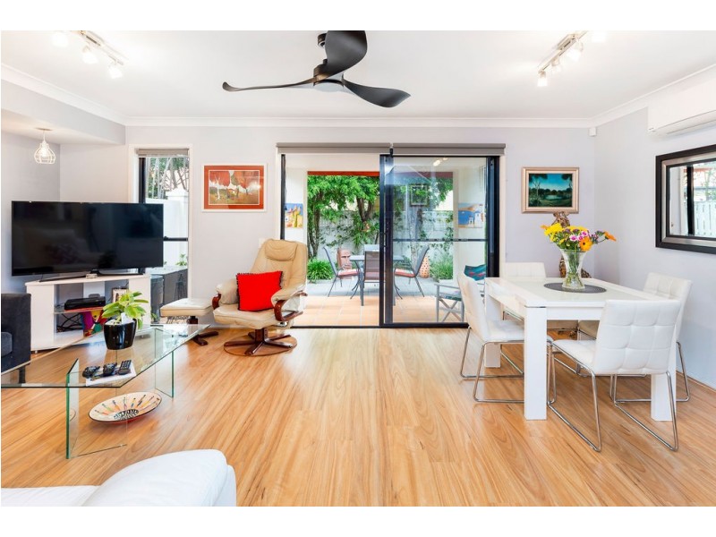 30/60 Caseys Road, Hope Island QLD 4212