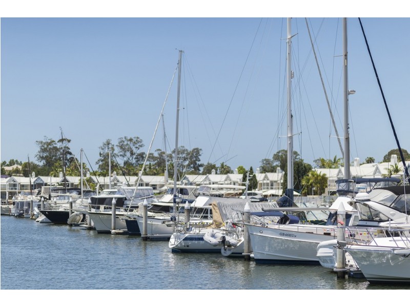 30/60 Caseys Road, Hope Island QLD 4212