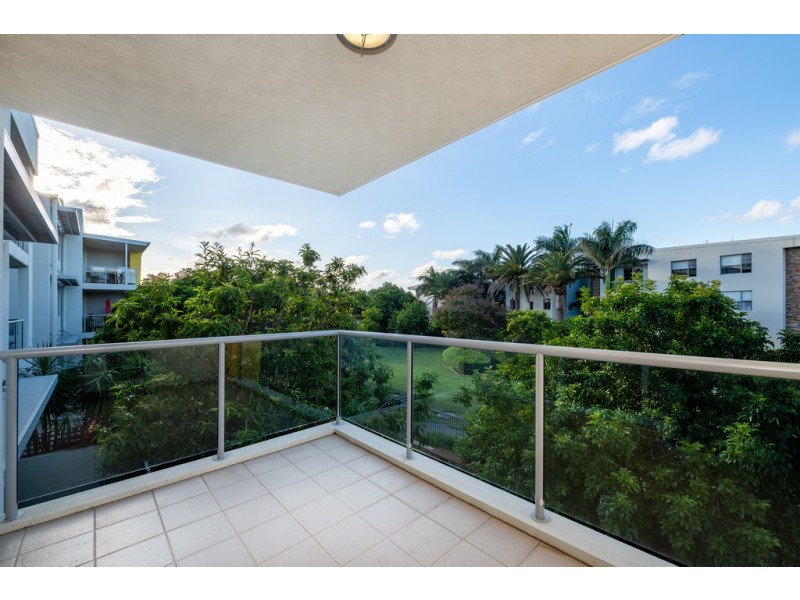 125/66 Sickle Avenue, Hope Island QLD 4212