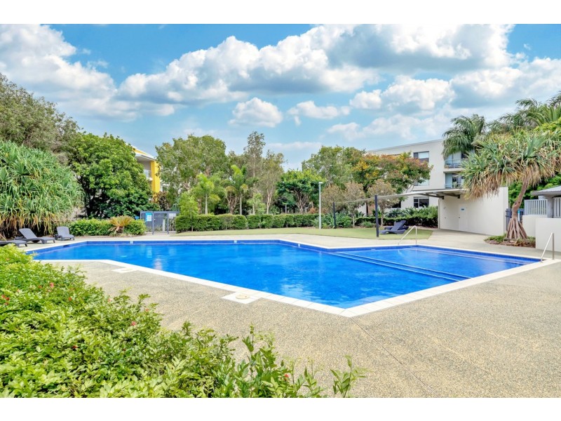 125/66 Sickle Avenue, Hope Island QLD 4212