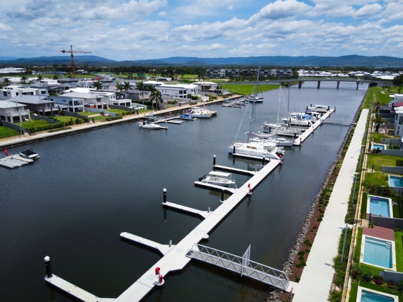 42 Park Cove Boulevard, Hope Island QLD 4212