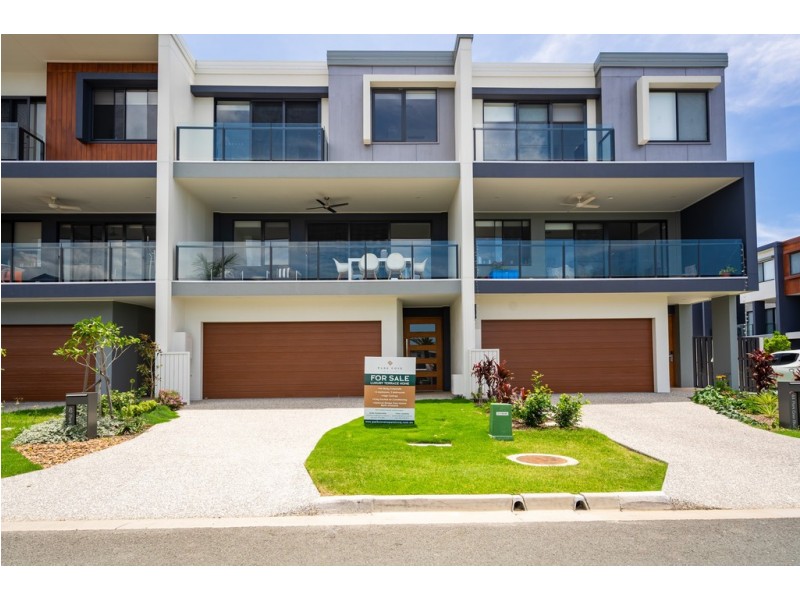 42 Park Cove Boulevard, Hope Island QLD 4212