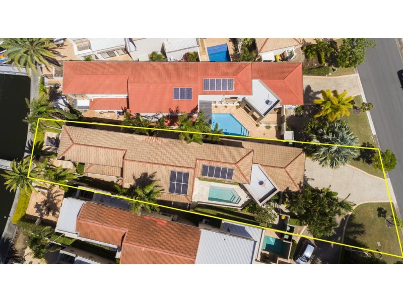 1518 Riverdale Drive, Hope Island QLD 4212