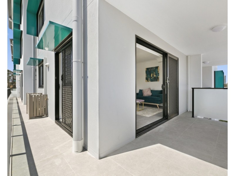 1/23 Minnie Street, Southport QLD 4215