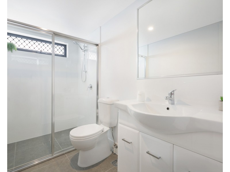 1/23 Minnie Street, Southport QLD 4215