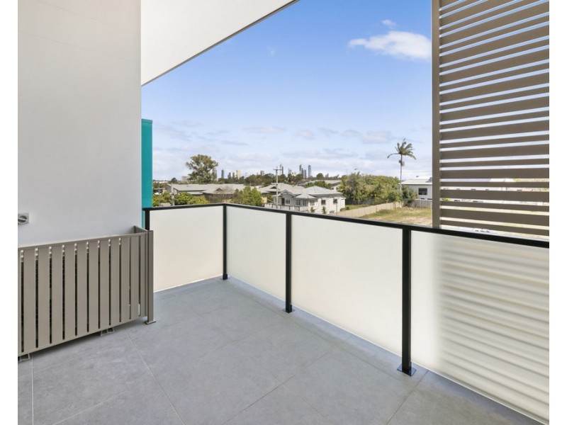 1/23 Minnie Street, Southport QLD 4215