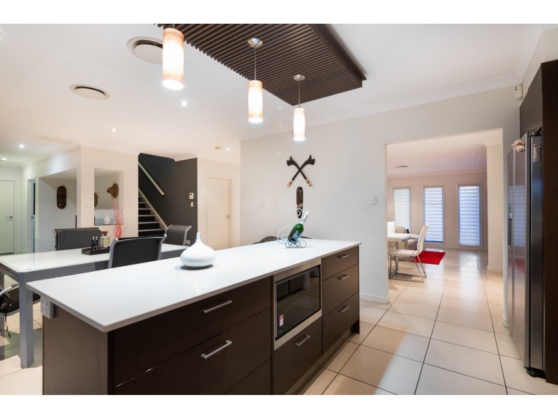 24 Peregrine Crescent, Coomera QLD 4209