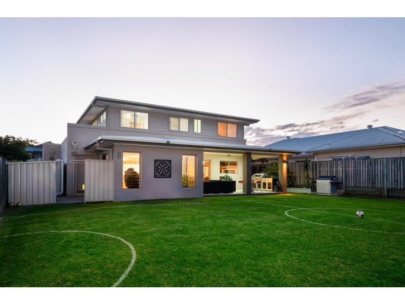 24 Peregrine Crescent, Coomera QLD 4209