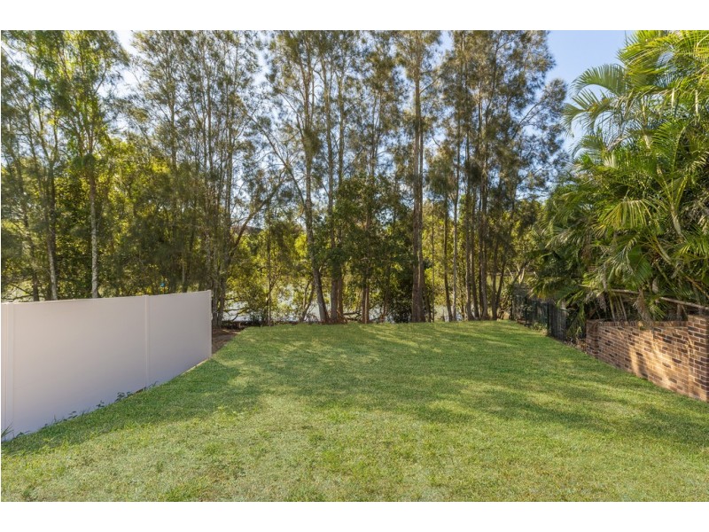 10A Saltwater Terrace, Helensvale QLD 4212