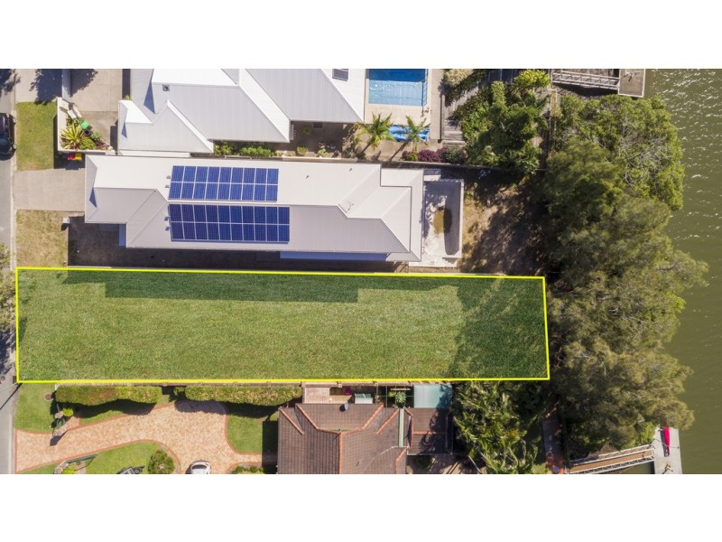 10A Saltwater Terrace, Helensvale QLD 4212