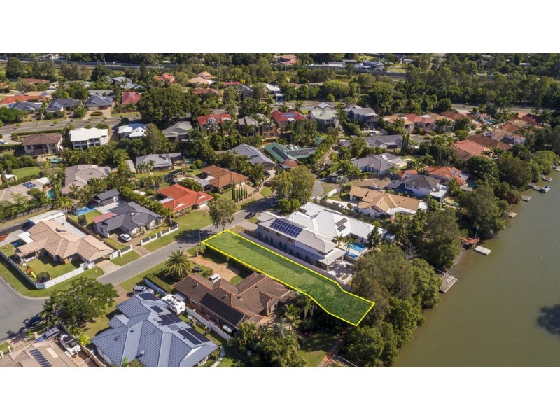 10A Saltwater Terrace, Helensvale QLD 4212