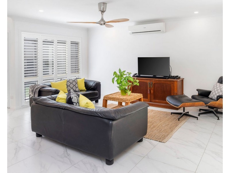 30 Zac Avenue, Coombabah QLD 4216