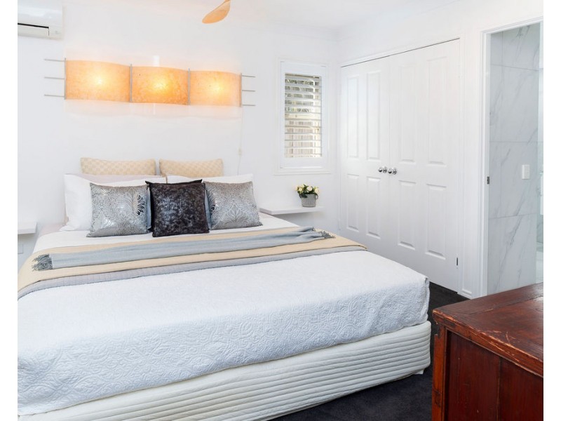 30 Zac Avenue, Coombabah QLD 4216