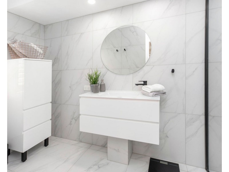 30 Zac Avenue, Coombabah QLD 4216