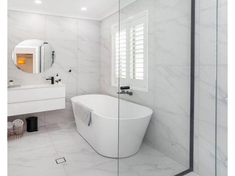 30 Zac Avenue, Coombabah QLD 4216