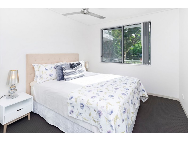 113/64 Sickle Avenue, Hope Island QLD 4212