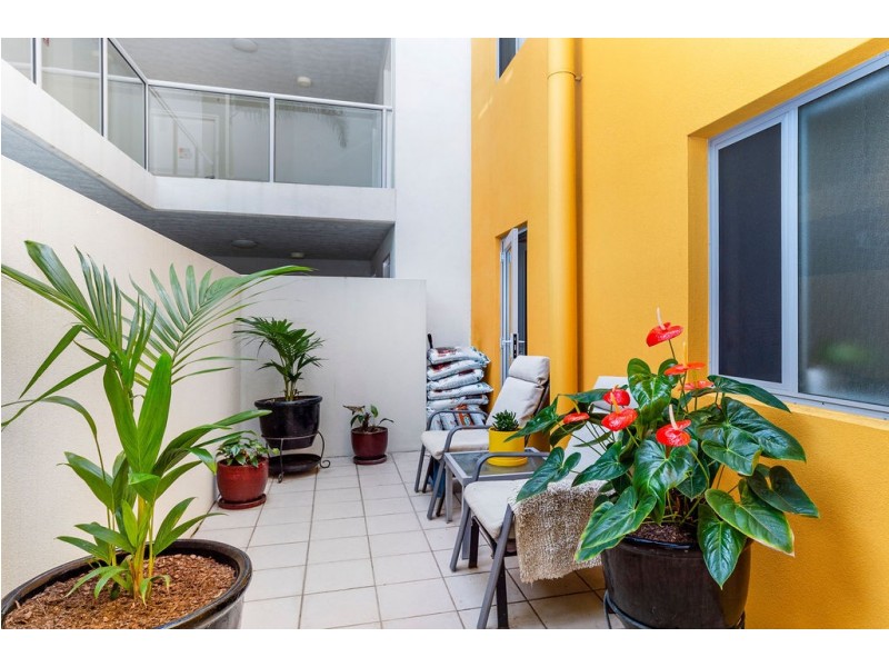 113/64 Sickle Avenue, Hope Island QLD 4212