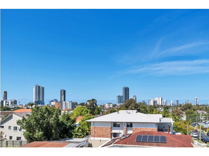 3/77 Minnie Street, Southport QLD 4215