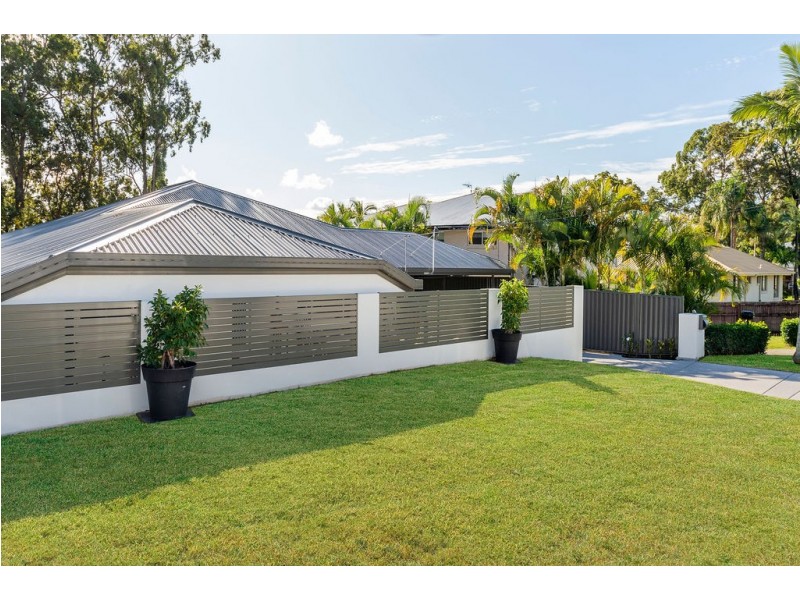 38 Buliti Street, Hope Island QLD 4212