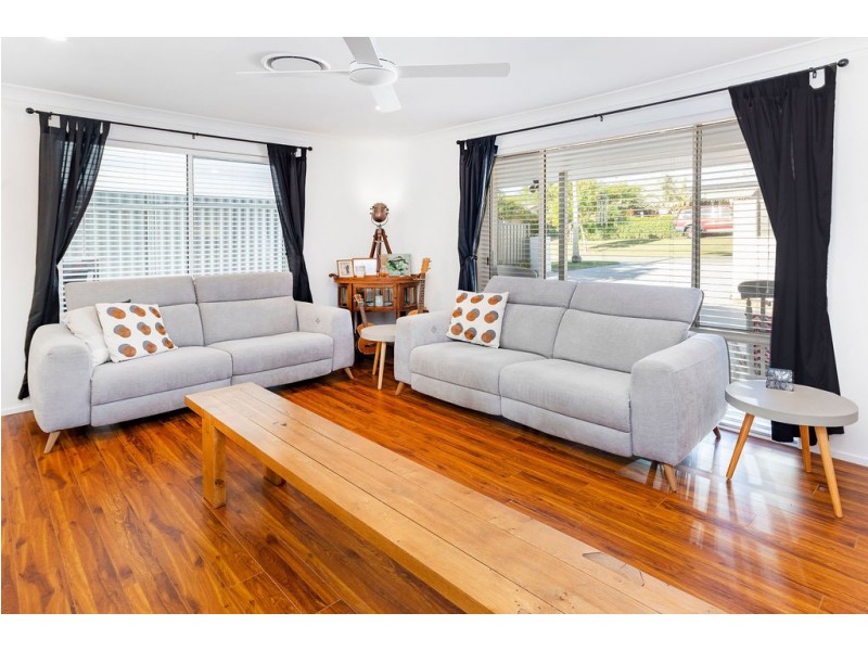 38 Buliti Street, Hope Island QLD 4212