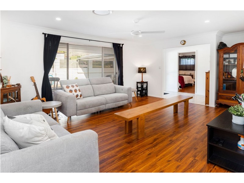 38 Buliti Street, Hope Island QLD 4212