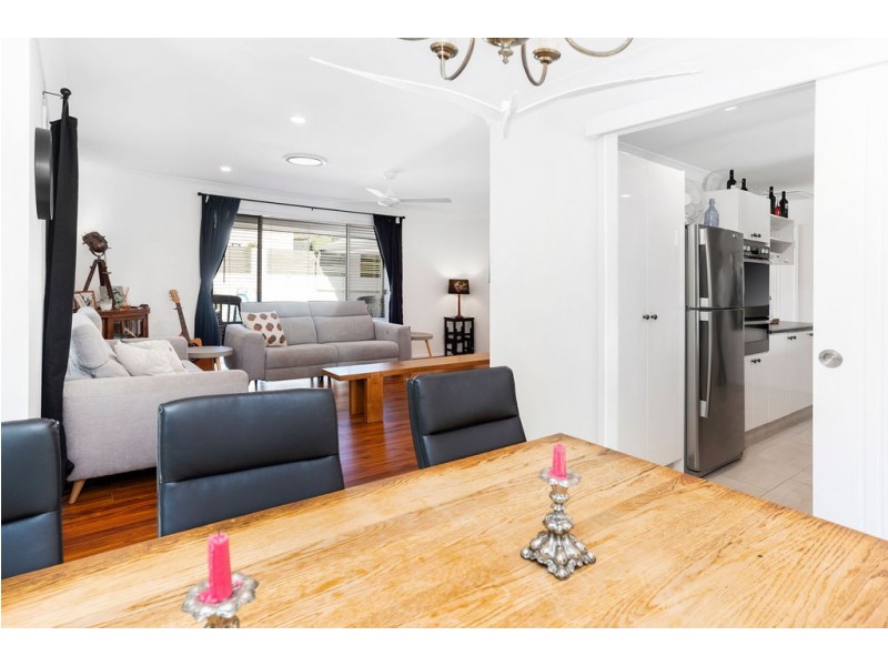 38 Buliti Street, Hope Island QLD 4212