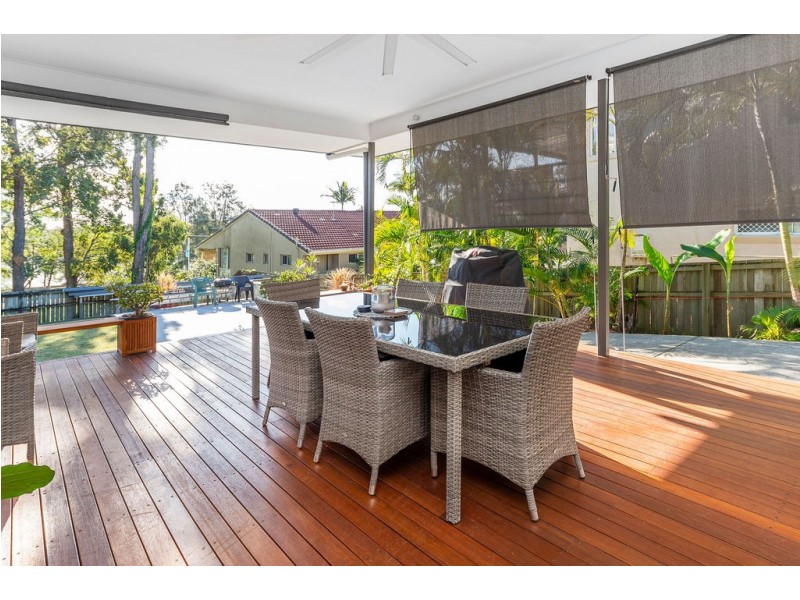 38 Buliti Street, Hope Island QLD 4212