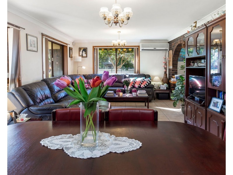 1 – 4/14 Milton Avenue, Paradise Point QLD 4216