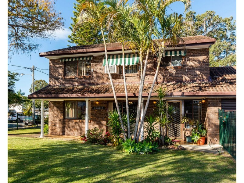 1 – 4/14 Milton Avenue, Paradise Point QLD 4216