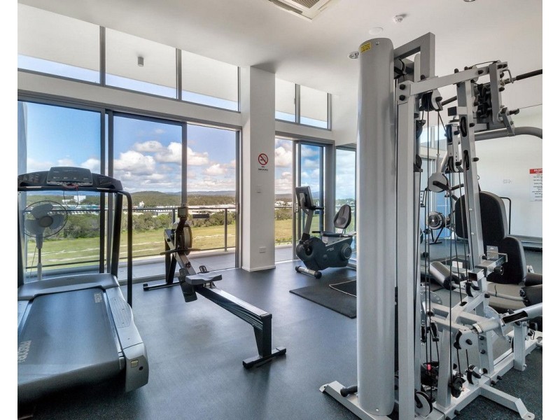 703/15 Compass Drive, Biggera Waters QLD 4216