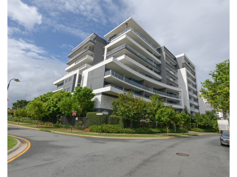 703/15 Compass Drive, Biggera Waters QLD 4216